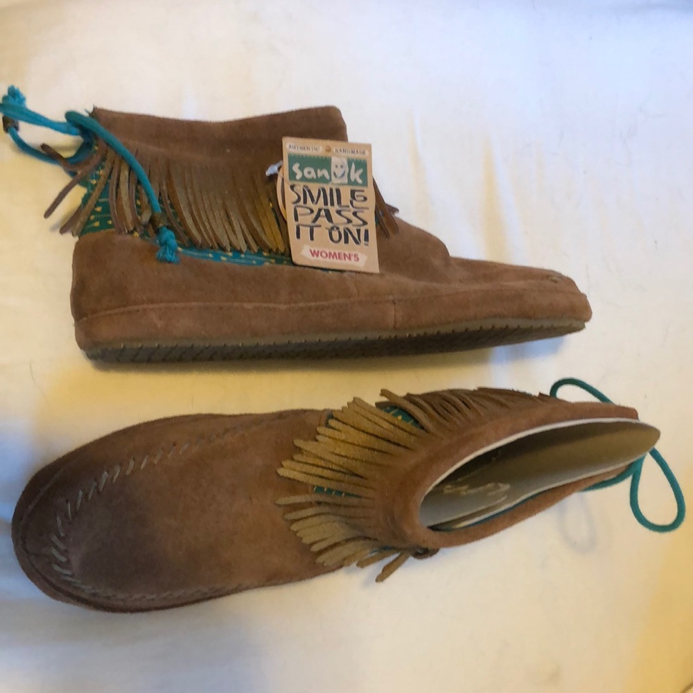 Sanuk Booties - leather - size 8